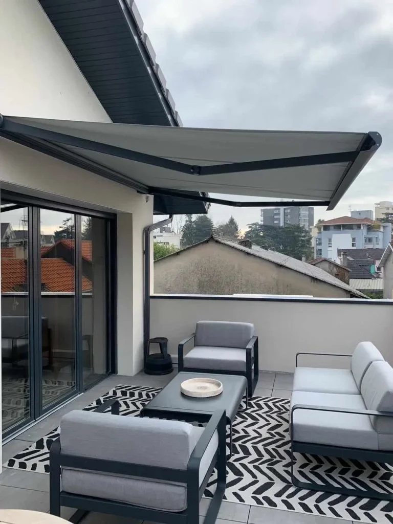 store banne installé par cdm menuiseries pau
